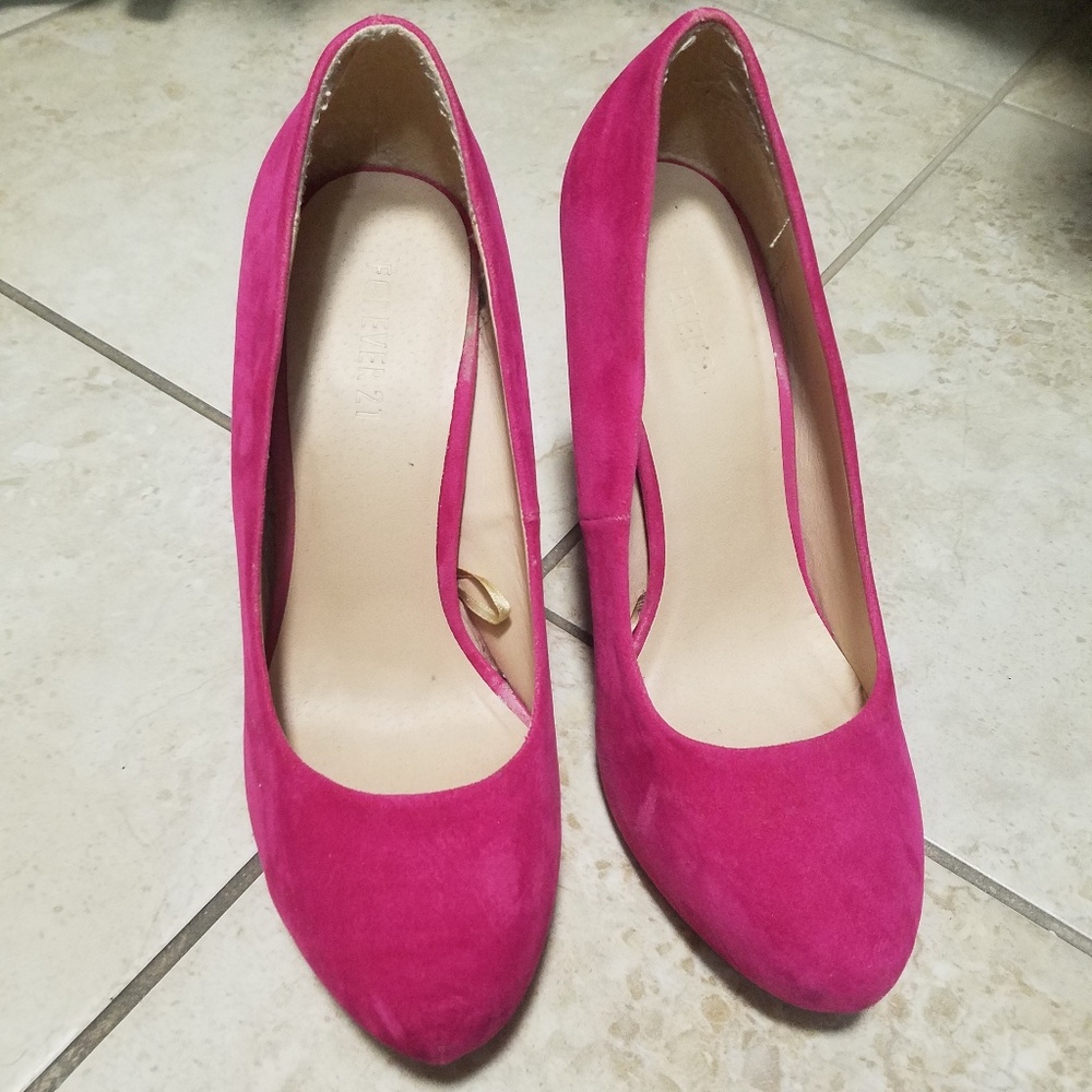 Shoes - Picture 2 of 2